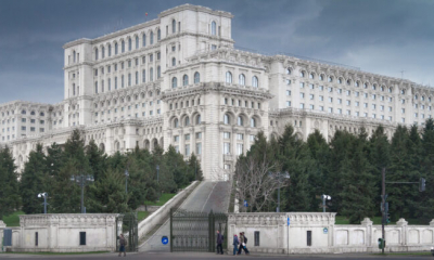Calendarul zilei 22 martie: 47 de ani de la decizia de a se construi Casa Poporului (Palatul Parlamentului), cea mai mare clădire administrativă din lume. Prețul: demolarea unei treimi din centrul istoric al Capitalei