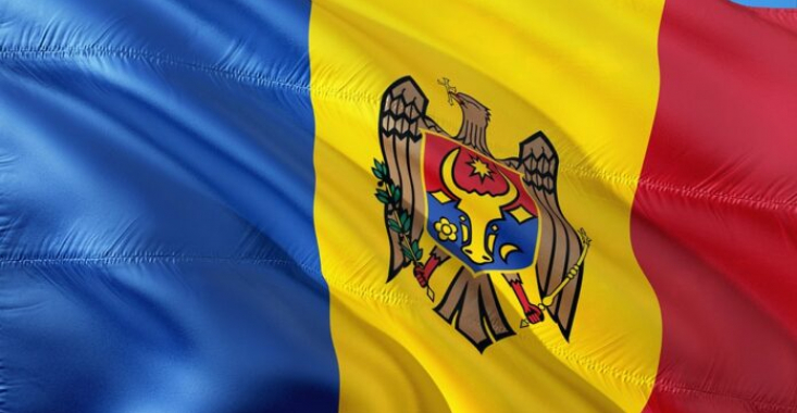 Puțin peste jumătate dintre cetățenii moldoveni vor aderarea la UE, dar nu și integrarea în NATO