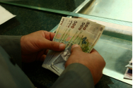 BNR încearcă să scumpească moneda națională