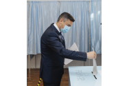 Război total între Mihai Chirica și Cosette Chichirău!
