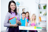 Cei  mai multi profesori din UE sunt femei. Catedrele sunt ocupate de 3,7 milioane de doamne