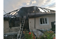 Atârnat în ștreang lângă casa căreia i-a dat foc