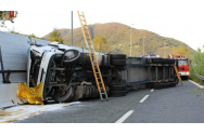  Șofer român strivit de un TIR, la Toscana