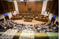 Pedeapsă pentru parlamentarii Slovaciei - li s-a închis cafeneaua!