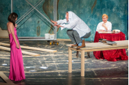 Premieră în două părți, în două seri consecutive: „Unchiul Vanea”, la Teatrul Național