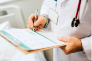  S-au încheiat înscrierile la rezidențiat. Guvernul vrea să îi angajeze pe toți medicii care promovează examenul