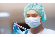 Pfizer începe un program-pilot cu noul vaccin anti-COVID