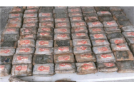 O barcă-fantomă, plină cu 650 kg cocaină, a ajuns pe o insulă din Pacific