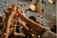 Petrecerile private de Revelion sunt interzise
