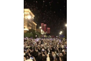 În noaptea de Revelion, puhoi de lume pe străzi în Wuhan. Times Square din New York, pustiu