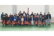 Cuvânt de campion! Vlăduț Simionescu a fost Moș Crăciun pentru judoka din Vlădeni, Brăești și Tg. Frumos