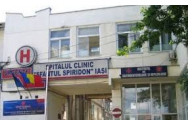 Un ieșean bolnav psihic și-a bătut mama până a băgat-o în spital. Femeia are 84 de ani