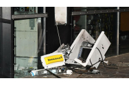 Trei români, arestați pentru că aruncau în aer bancomate în Germania