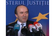 Tudorel Toader face public un mesaj în care Marian Oprişan îi reproşa că nu a promovat OUG pentru graţiere şi amnistie