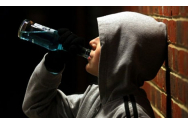 Peste 80 la sută dintre elevi consumă alcool
