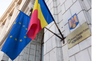 Sindicaliştii CNS Cartel Alfa pichetează sediul Ministerului Finanţelor