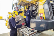Sute de locuri de muncă disponibile în construcții, în plină iarnă