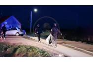 Luptă cu pistoale și drujbe la Satu Mare. Au intervenit mascații
