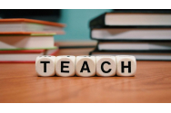 Evaluarea profesorilor de către elevi: opțională, anonimă, semestrială, fără acordul dascălului