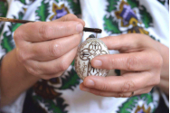 Tinerii de pe cele două maluri ale Prutului și din diaspora prezintă tradiții românești de Paști