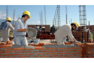 În mod straniu, sectorul ieșean al construcțiilor gâfîie