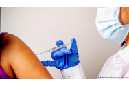Directorul general al companiei Pfizer - „Va fi necesară și a treia doză de vaccin