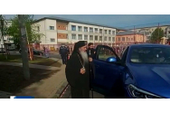 IPS Teodosie, invitat să sfințească o biserică din Vaslui. Peste 2000 de oameni s-au înghesuit să participe la slujbă