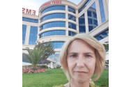 Ajutor pentru o profesoară din Botoșani - elevii au donat bani pentru terapia ei. Donează și tu!