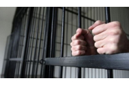 Un tânăr din Botoșani a ajuns în arest după ce a înjunghiat un polițist