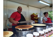 Mii de clătite savurate, la Festivalul de la Moneasa
