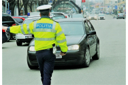 Pasagerii beţi, iar şoferul-barman fără permis