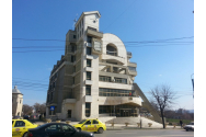SRI Iaşi îşi face parcare pe două terenuri cedate de Primăria Iaşi