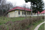  Iadul de la Grajduri