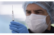 Firmele din SUA îi penalizează financiar pe antivacciniști: Angajații care nu se inoculează anti-COVID plătesc mai mult pentru asigurările medicale