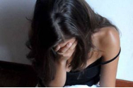 O fată de 18 ani din Maramureș a fost violată de unchiul ei timp de 10 ani. Mama și toți vecinii știau, dar nu au făcut nimic