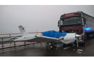 Un șofer român de TRIR a lovit un avion. S-a întâmplat în Germania