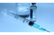 Caz halucinant într-un spital din Capitală: O tânără le-a cerut medicilor să îi scoată vaccinul anti-Covid din corp