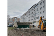Garajele ilegale, culcate la pământ de buldozerele Primăriei