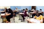  Doar 65 de cadre didactice din Bacău au luat note de trecere la examenul de director!