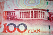 Companiile din Rusia se grăbesc să îşi deschidă conturi la bănci chineze 