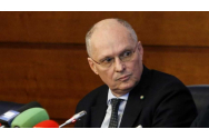 „Covid va reveni cu noi variante”: profeția lui Ricciardi, la ce să se aștepte oamenii în Italia