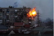 „În Mariupol este pur și simplu Iadul”. Oamenii gătesc cu apă de ploaie