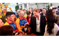 Prinţul Harry al Marii Britanii şi soţia sa Meghan au stat de vorbă cu militarii români din Invictus Games