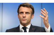 Macron vine în România