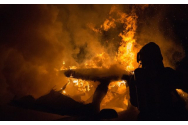 Chiliile şi dependinţele Mănăstirii Tărcuţa din Tarcău, distruse de un incendiu.