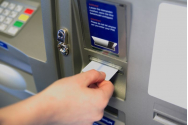 Dispar bancomatele