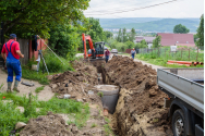  Ieșenii vor drumuri și rețele de apă-canal!