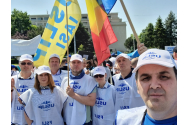  Dascălii cer unele drepturi de care beneficiază judecătorii şi poliţiştii