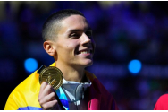 Fantasticul David Popovici, campion mondial de juniori la 100 m liber, proba regină a natației