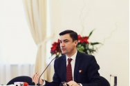 Mihai Chirica - Vă invităm sâmbătă, între orele 9:00 și 17:00, în fața Palatului Culturii, la prezentarea primelor autobuze electrice Solaris Urbino 12, recent sosite în orașul nostru.  